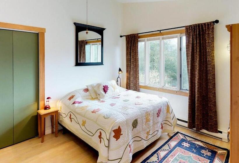 فندق Cozy Crystal Mountain Condo