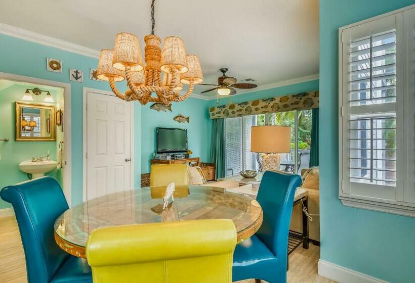 فندق Harbor Villa