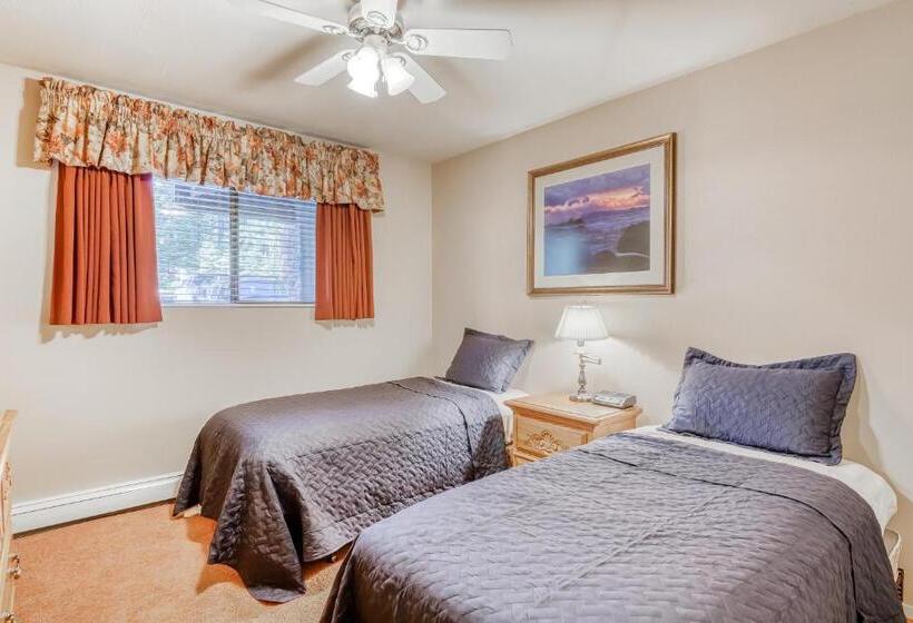 בית מלון כפרי Incline Oasis