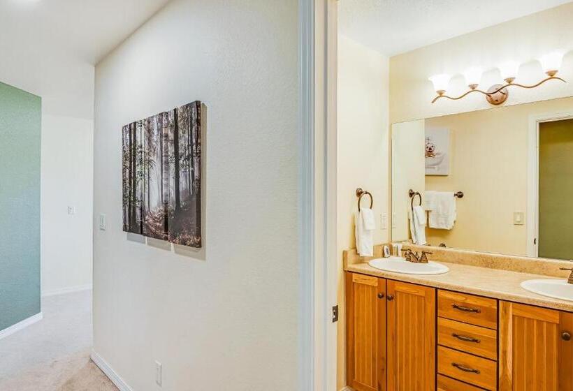 فندق Little Pine Cottage