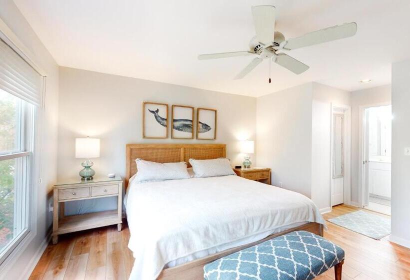 Отель Sea Colony 56053 Pinewood Dr