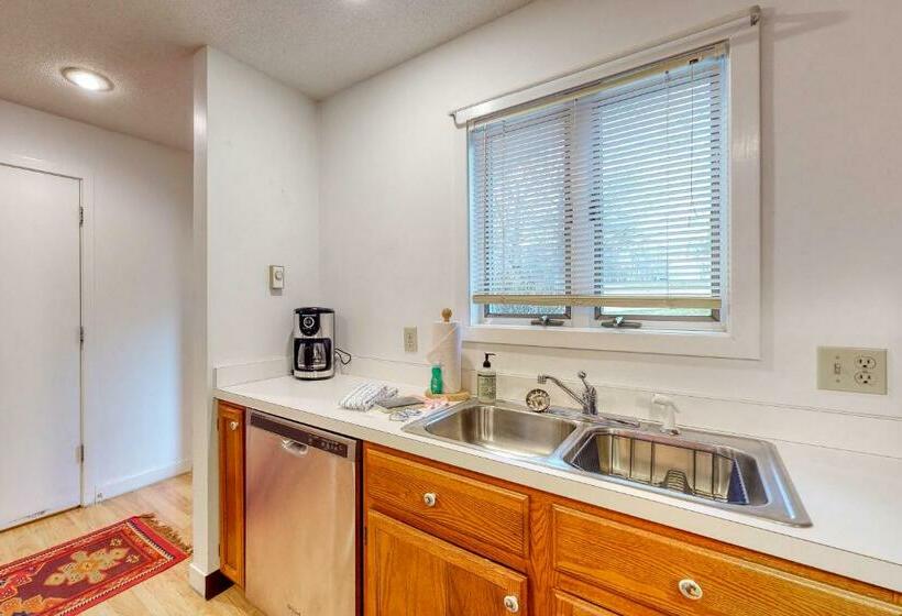 فندق 27 Partridge Woods