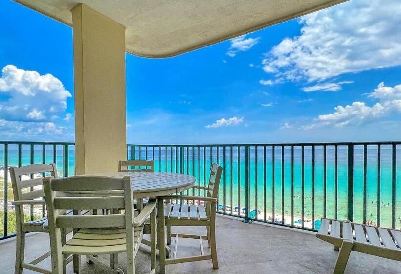 Отель Jade East Towers 720