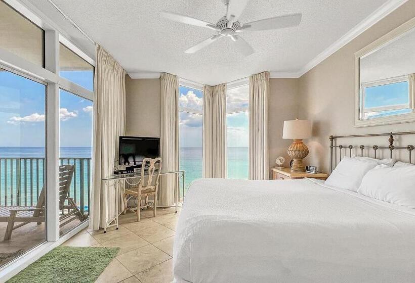 Отель Jade East Towers 720