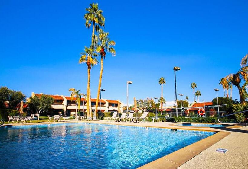 Отель Midtown Mountain View Villa