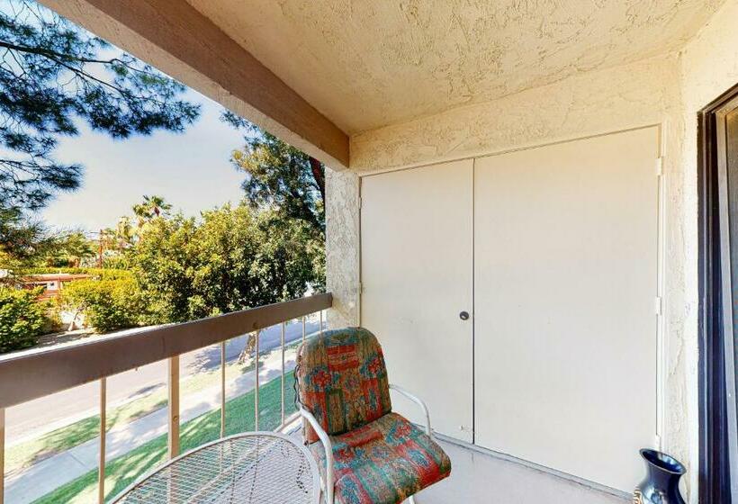 Отель Riviera Garden Villa