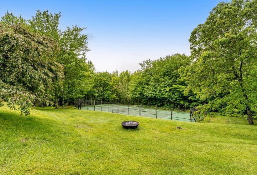 هتل Southface Sanctuary