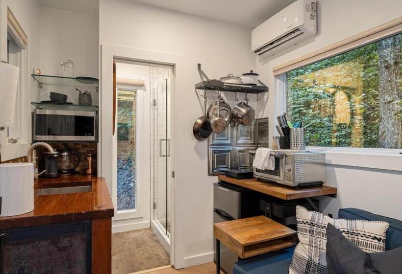 酒店 The Container At Camp Toccoa