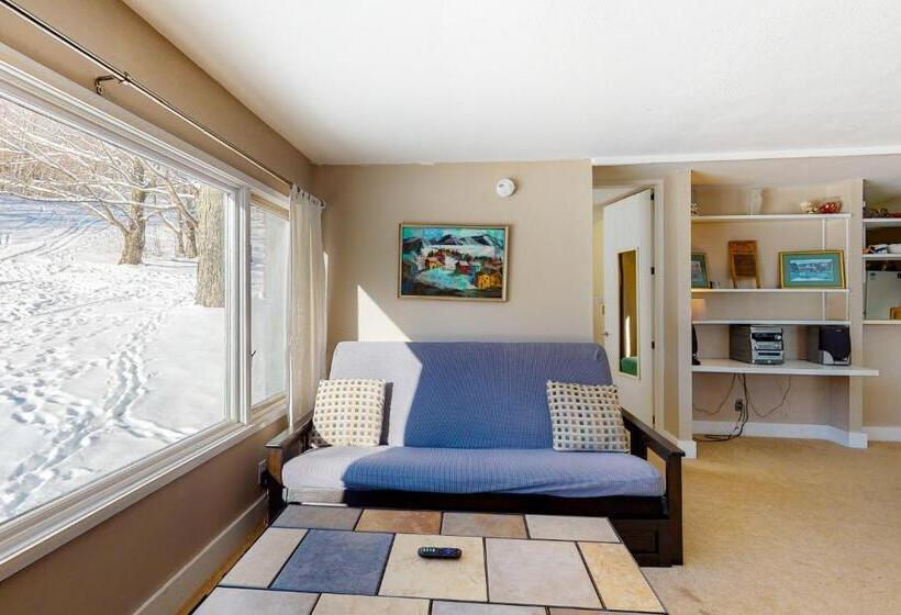 هتل Trailside Retreat