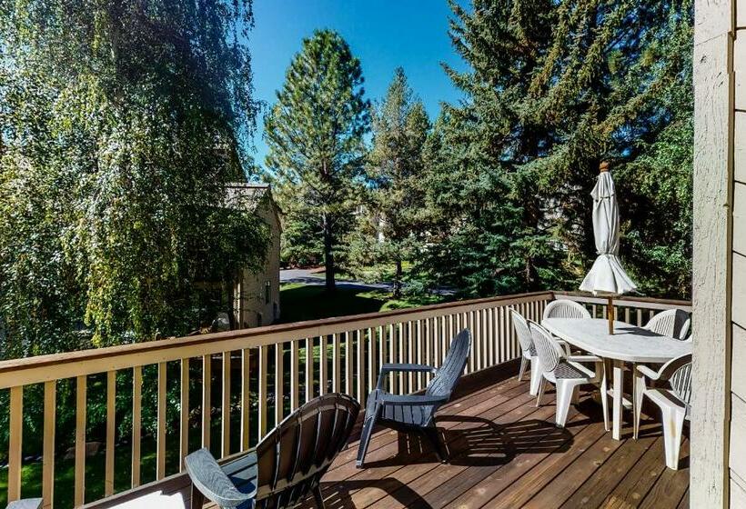 فندق Western Dreams