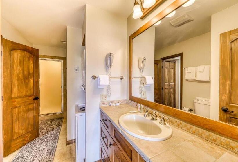 בית מלון כפרי Beautiful Mountain View Condo