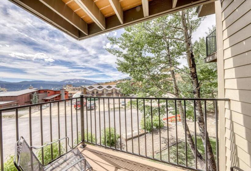 בית מלון כפרי Beautiful Mountain View Condo