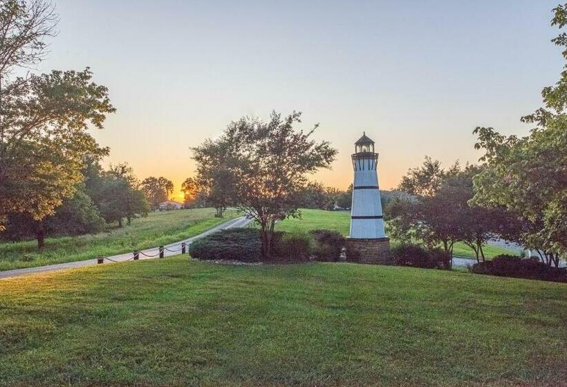 فندق Bend Of The River