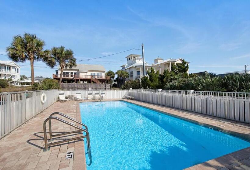 فندق Commodore S Retreat 107