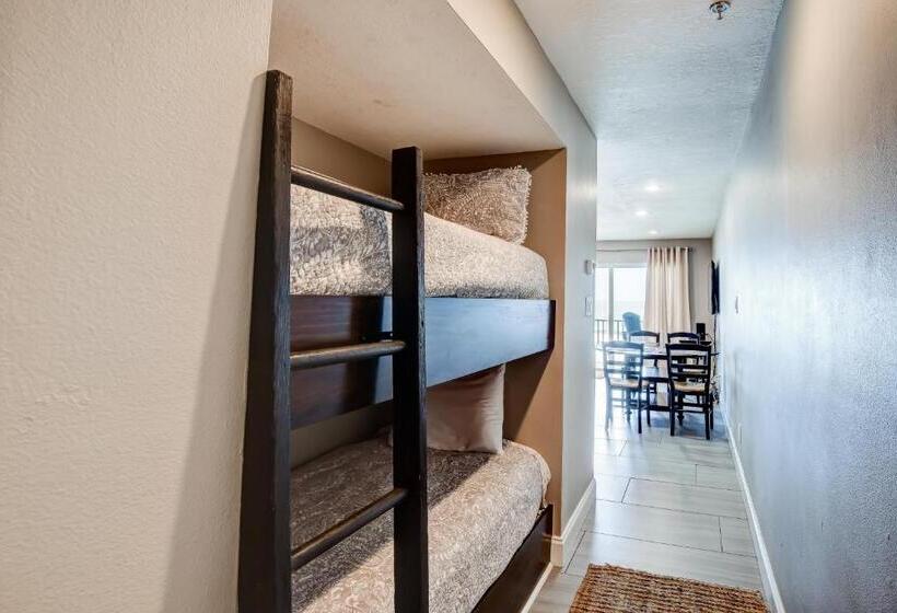 فندق Commodore S Retreat 107