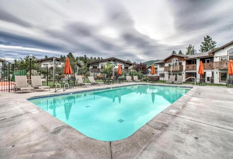 هتل Icicle Village Resort 402: Juniper Studio