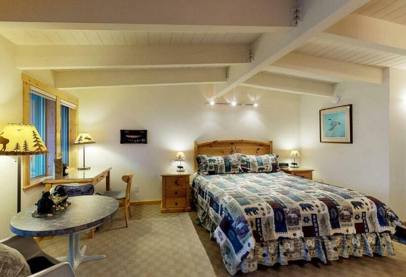 فندق Many Springs Lakefront Condo #221