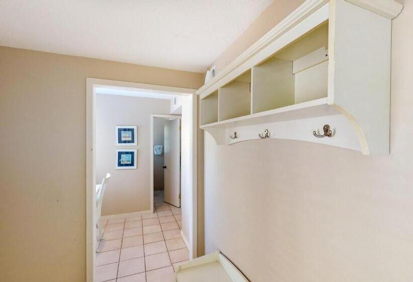 בית מלון כפרי Moorings 0910