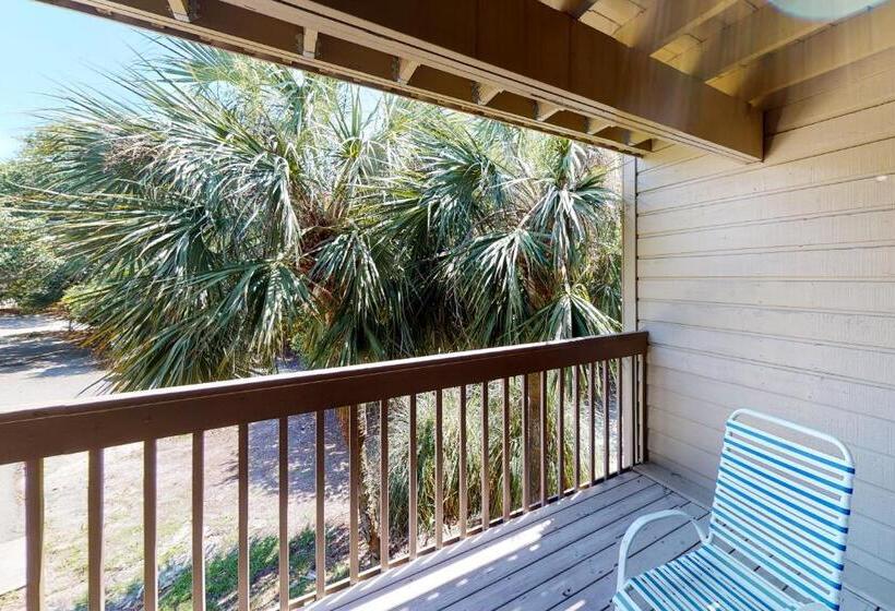 בית מלון כפרי Moorings 0910