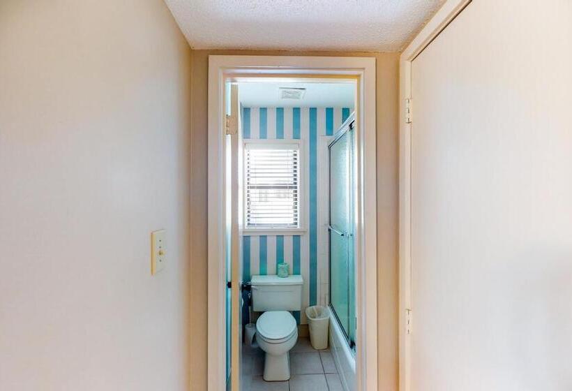 בית מלון כפרי Moorings 0910