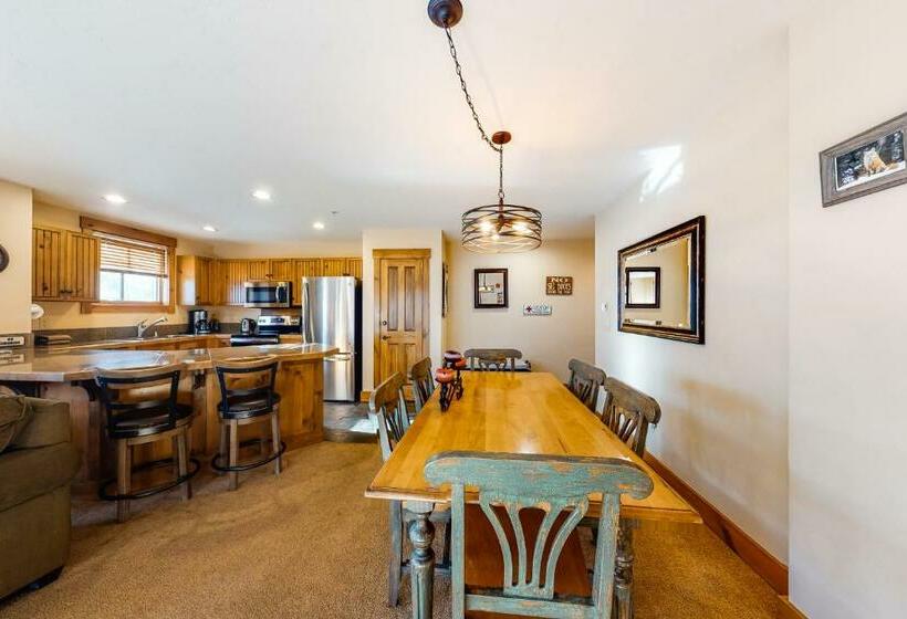 호텔 Mountain Thunder 5202