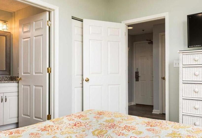 Отель The Beach Club Resort And Spa Iii