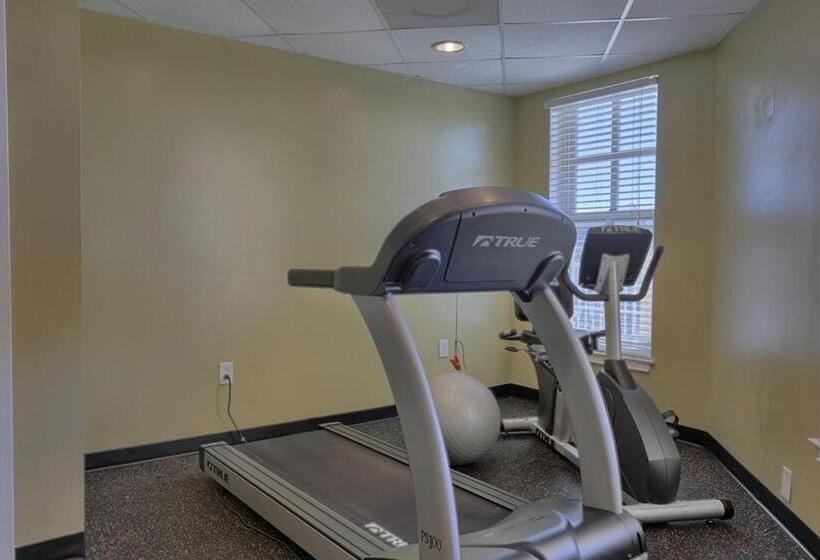 Отель The Indies