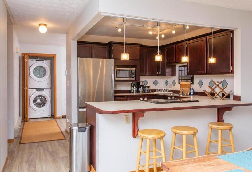 فندق Timberline 208