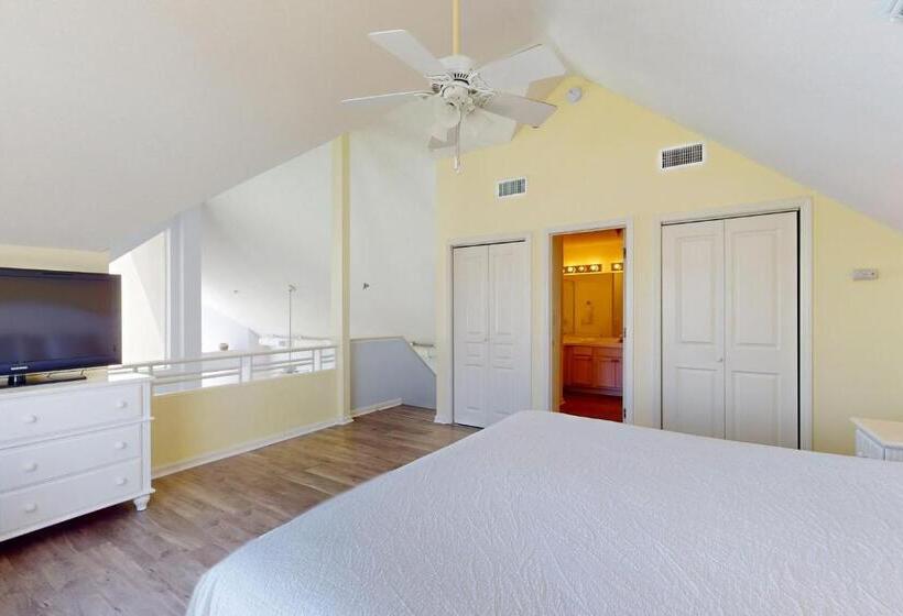 فندق Tranquility On The Beach 410