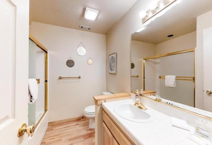 فندق Trout Creek Condo