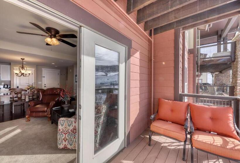 فندق Village Rd 309