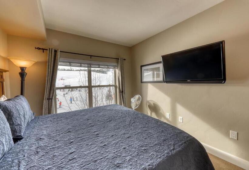 فندق Village Rd 309