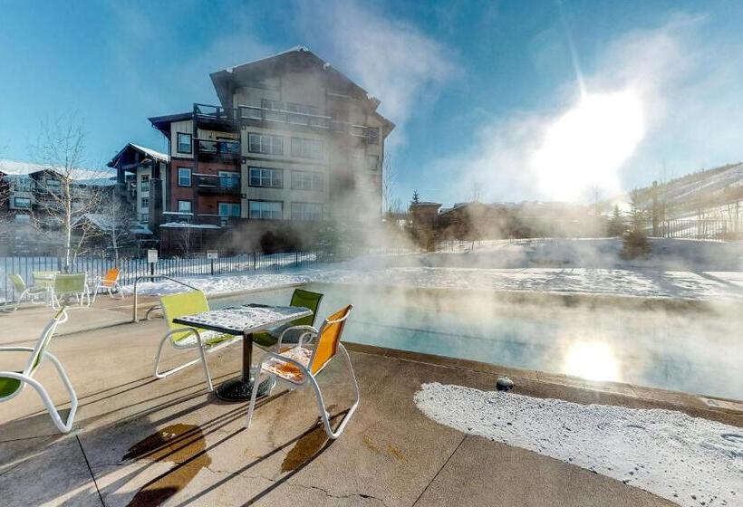 فندق Village Rd 309