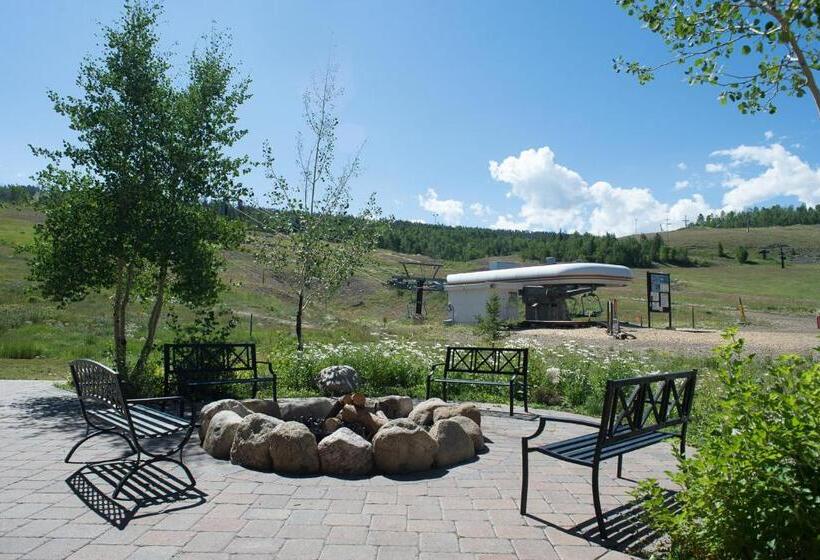 فندق Village Rd 309