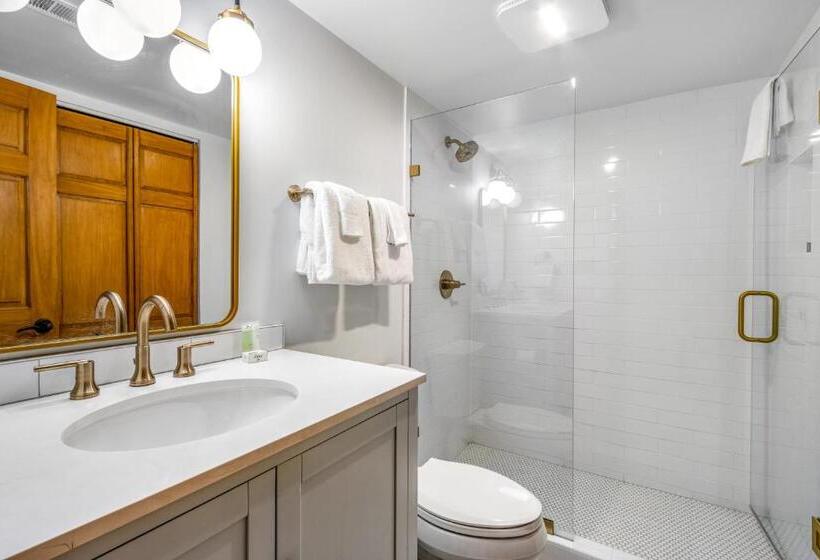 בית מלון כפרי 2 Bed 2 Bath Apartment In Avon