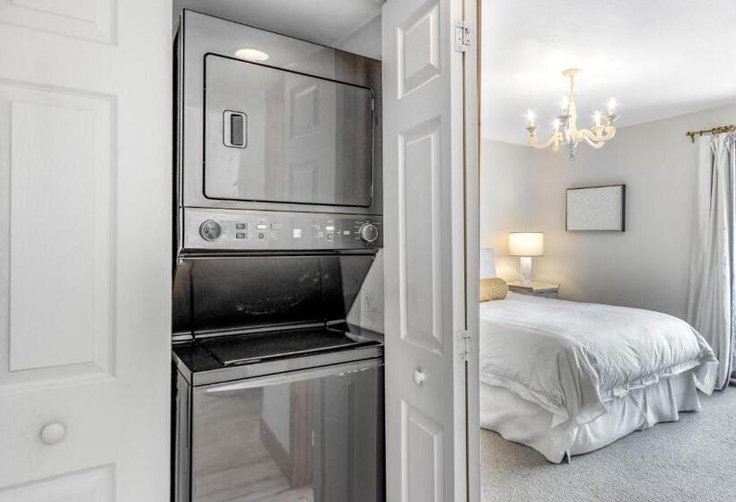 בית מלון כפרי 2 Bed 2 Bath Apartment In Avon