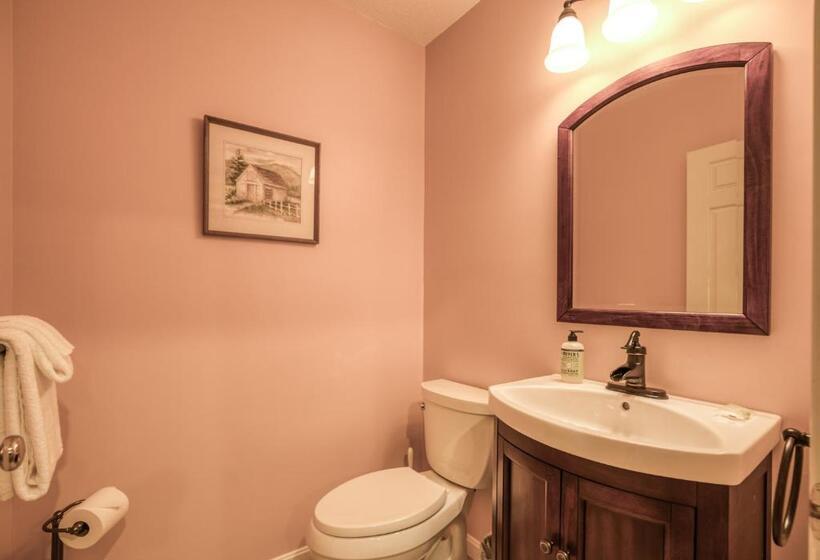 호텔 38 Kandahar Lane