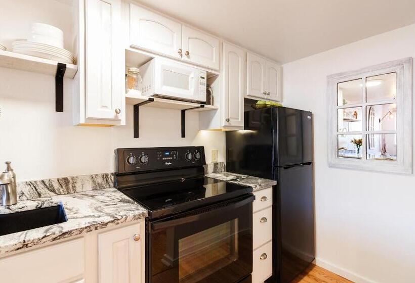 בית מלון כפרי All New Historic Charmer In The Heart Of Durango