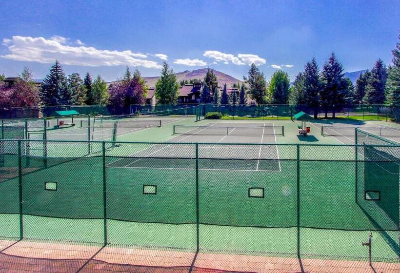 فندق Among The Wildflowers