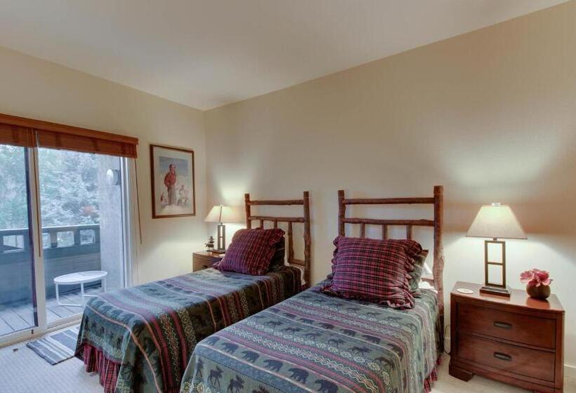 فندق Among The Wildflowers