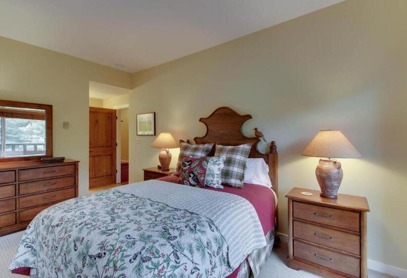 ホテル Among The Wildflowers