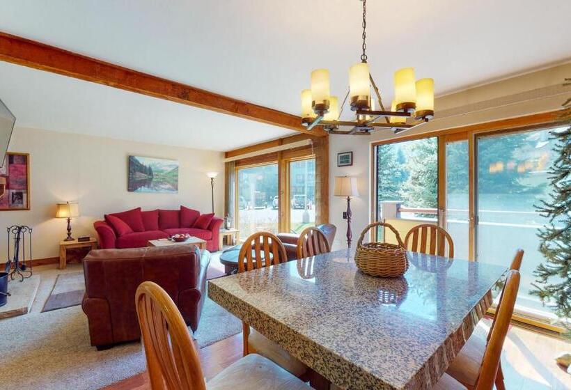 ホテル Anaconda 103