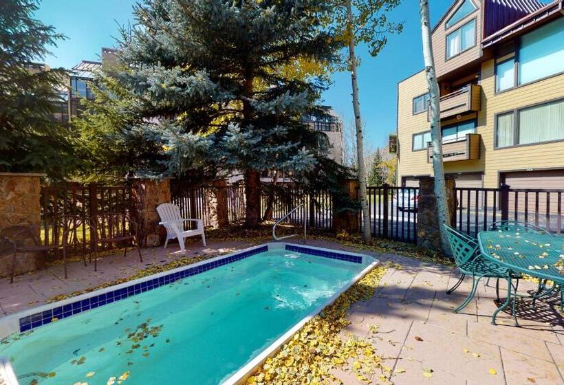 ホテル Anaconda 103