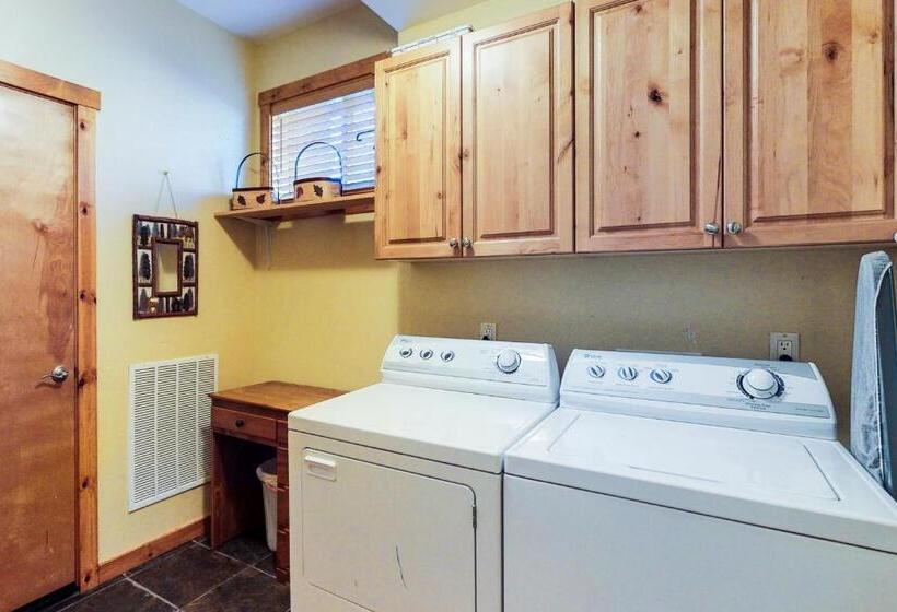 호텔 Boulders Hideout