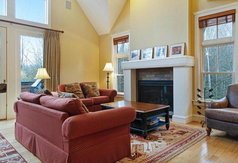 ホテル Castle Hill Condo