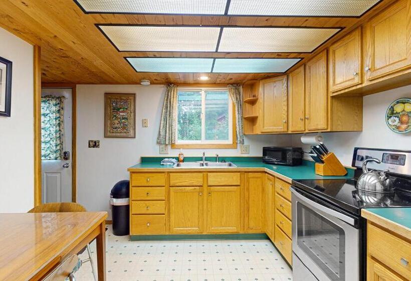 فندق Christina Cabin