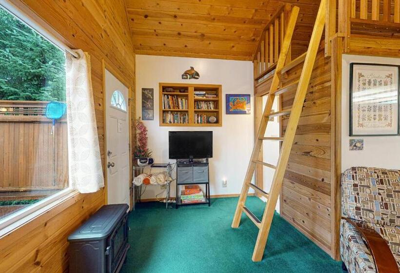 فندق Christina Cabin