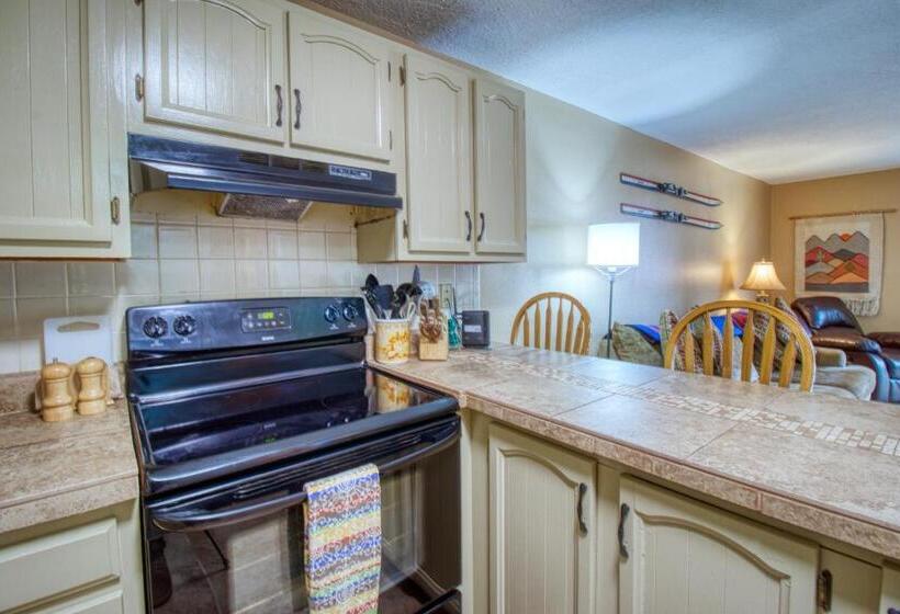 בית מלון כפרי Debbie S Den