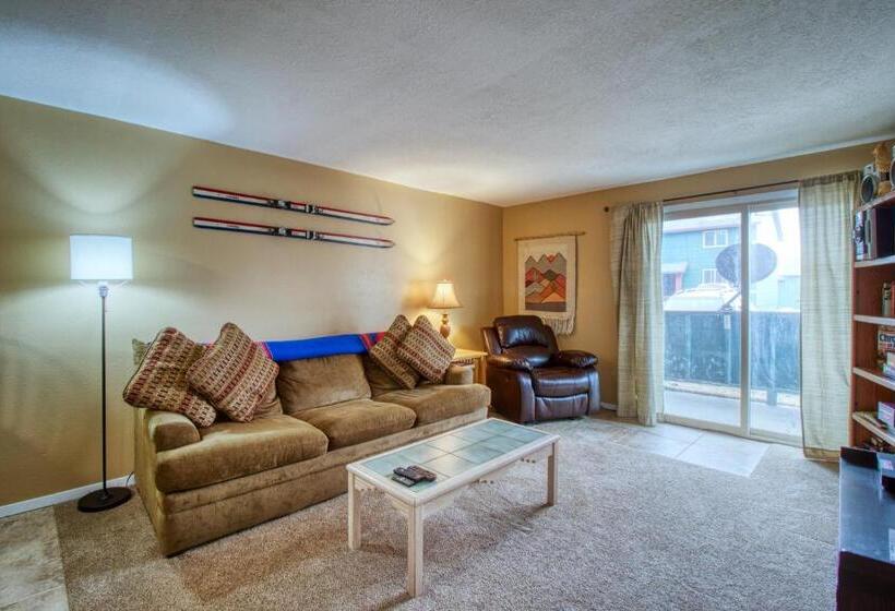 בית מלון כפרי Debbie S Den