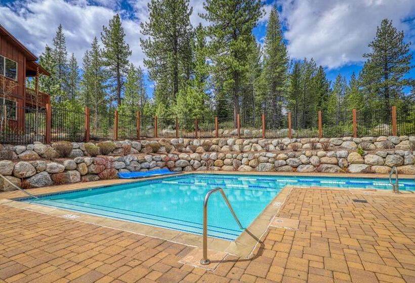 ホテル Dolomite Delight